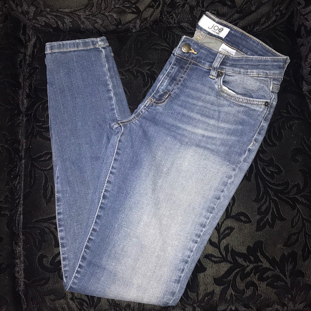 *LIKE NEW* Joe Fresh Skinny Stretch Jean